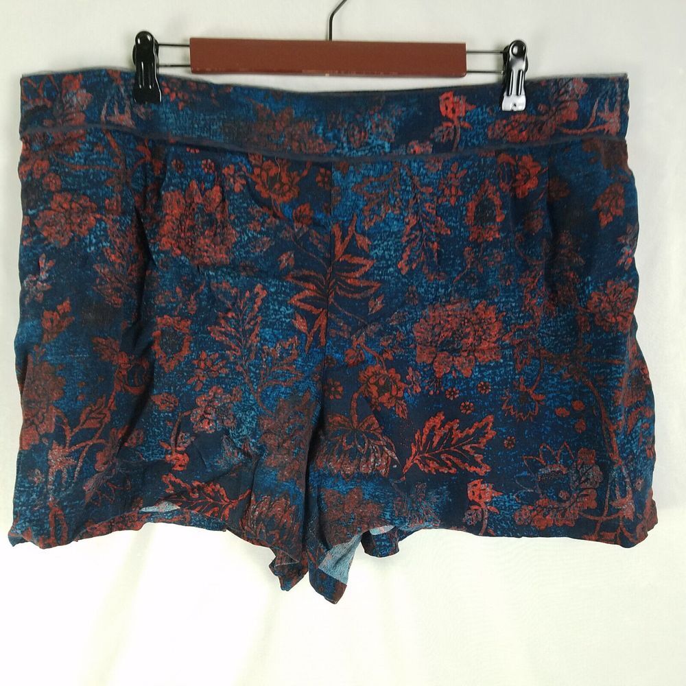 Forever 21 Shorts Womens Plus 2X Blue Red High Rise Floral Pull On